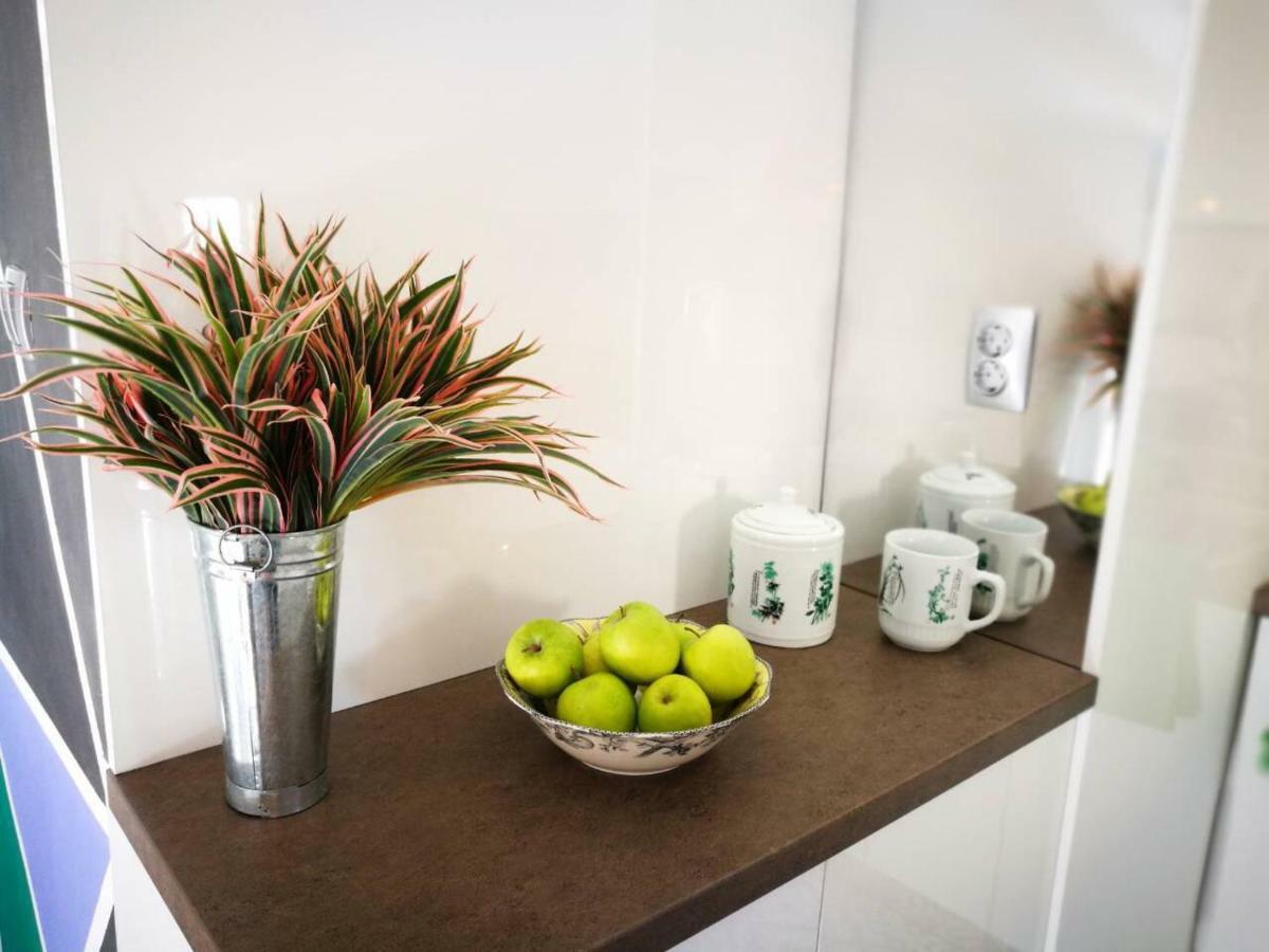 Cres Art Studio Kuning Apartment Buitenkant foto